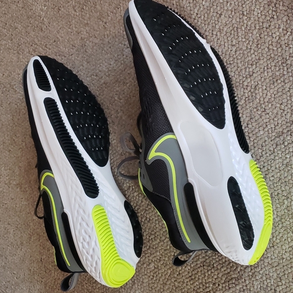 Nike Men's React Miler Running Shoes Sneakers NEW! - Picture 8 of 10